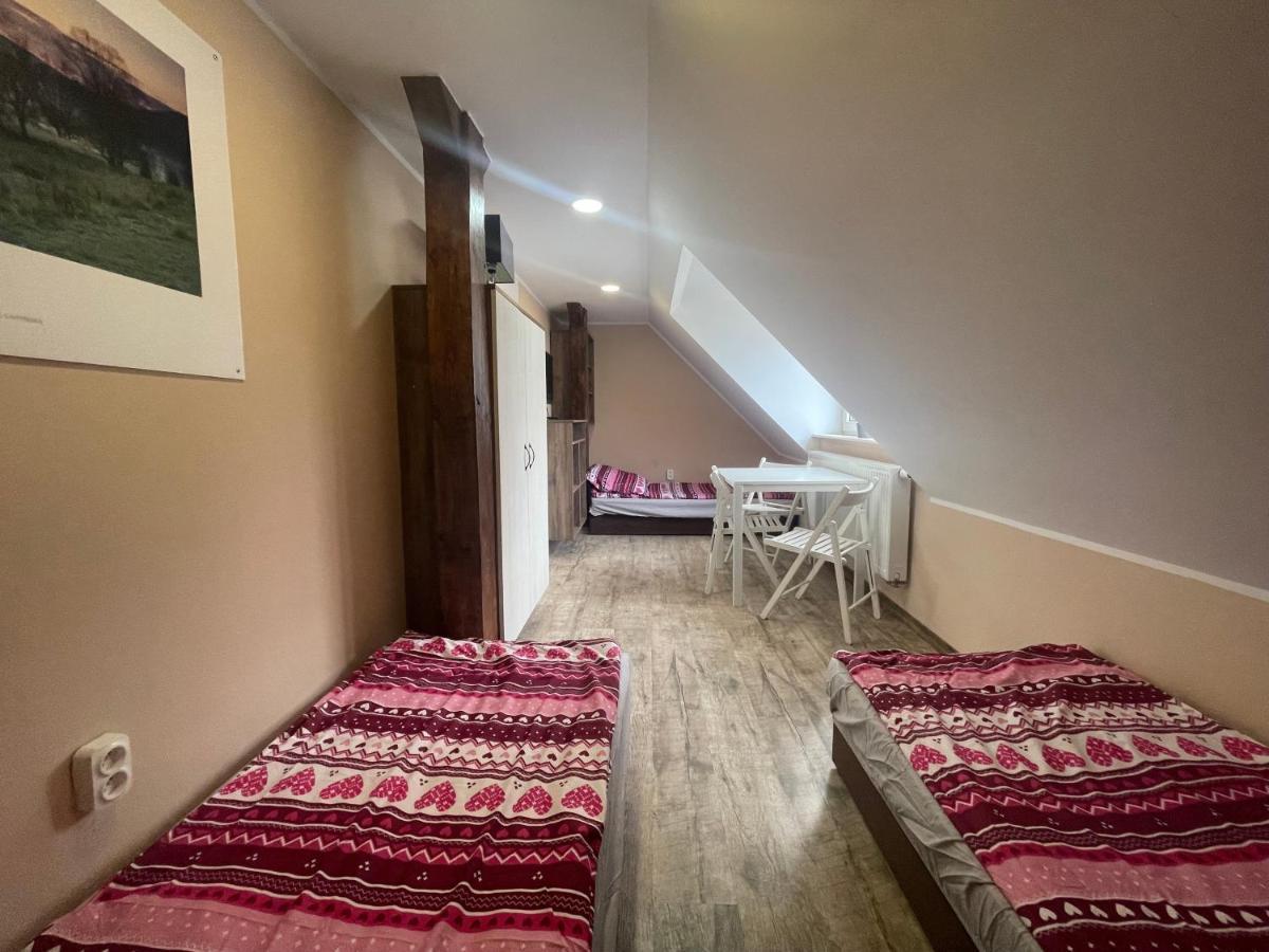 Bp Hostel גדינייה מראה חיצוני תמונה